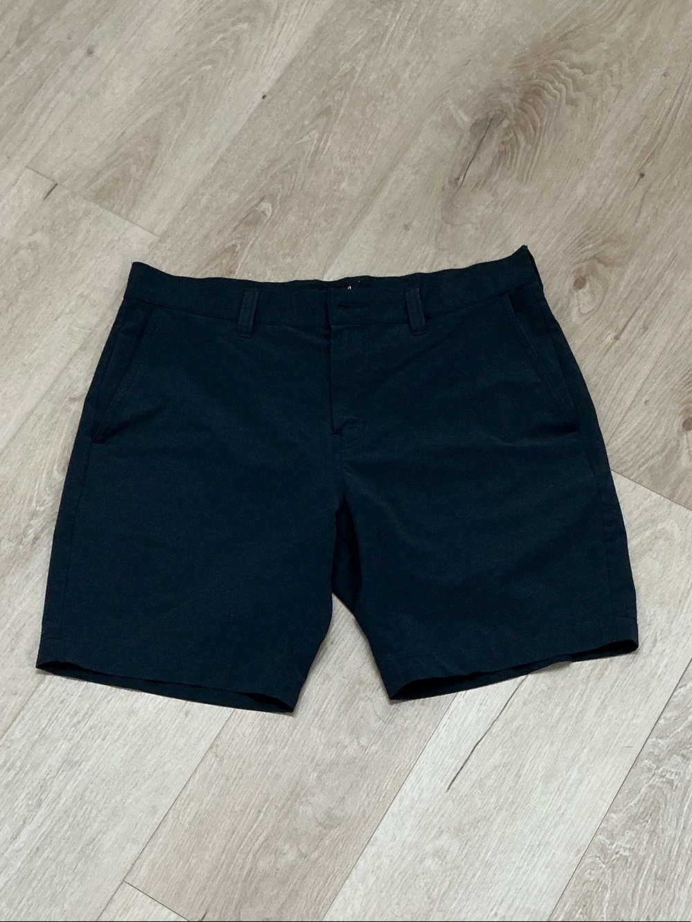 Travis Mathew Black Flat-Front Performance Golf Shorts
